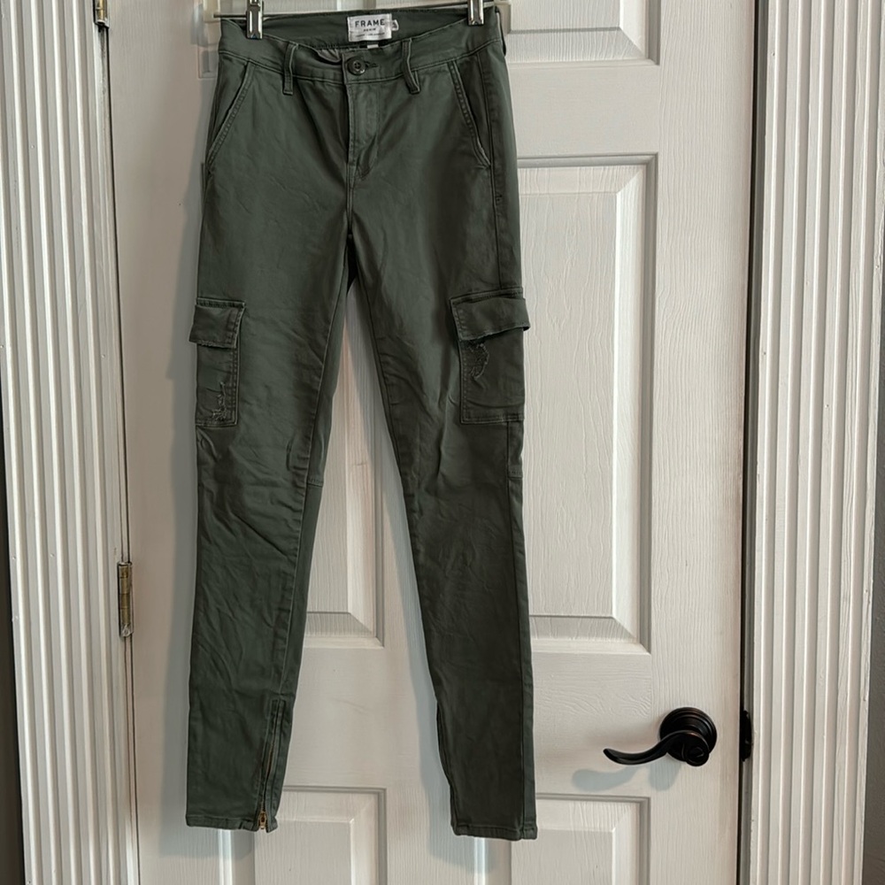 Frame skinny green cargo pants size 24